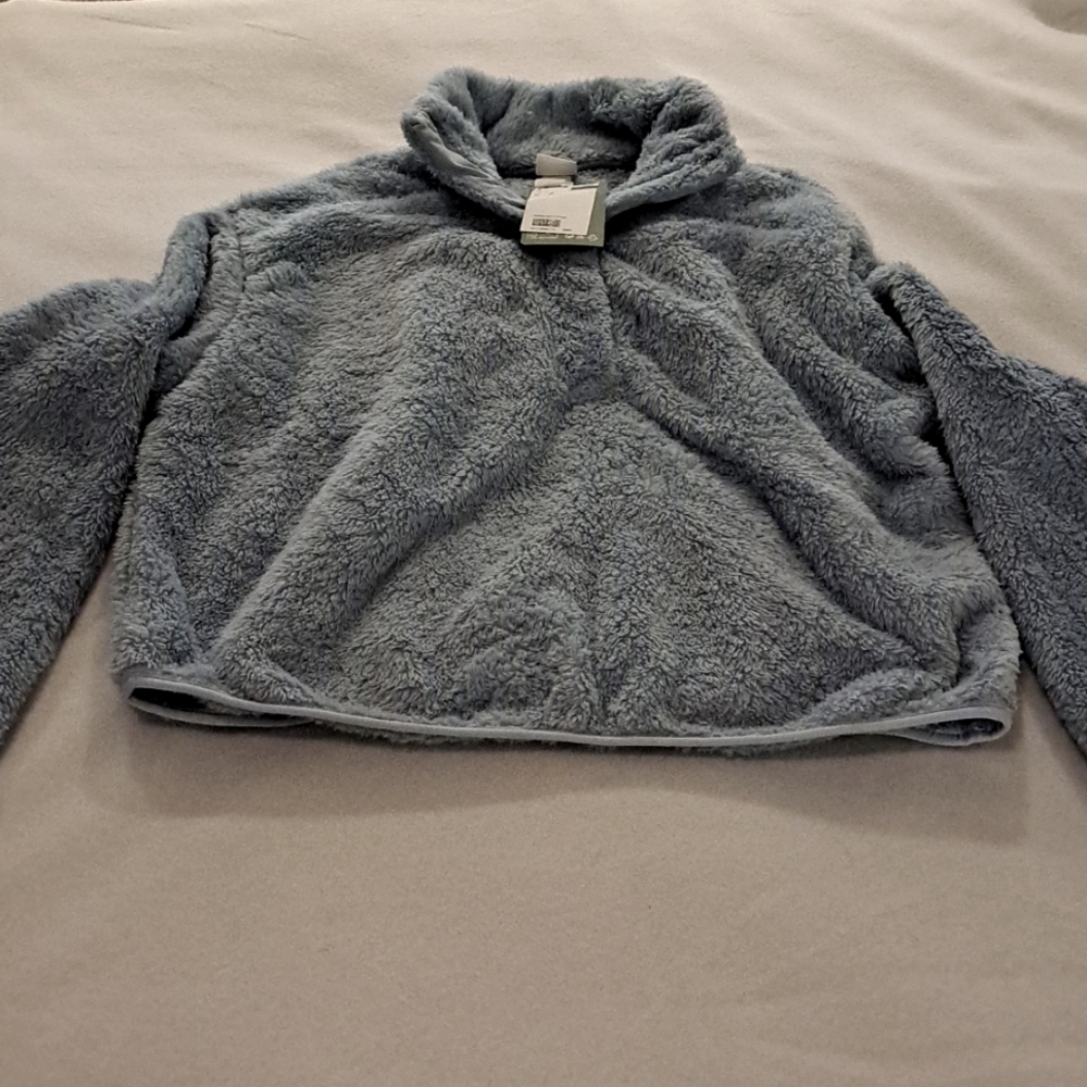 Women's microfleece top